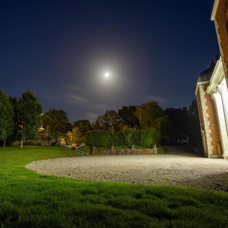 Eastwood Observatory: 12 Bedrooms, Swimming Pool And Tennis Court Hailsham Eksteriør bilde