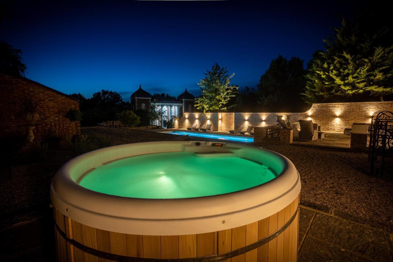 Eastwood Observatory: 12 Bedrooms, Swimming Pool And Tennis Court Hailsham Eksteriør bilde