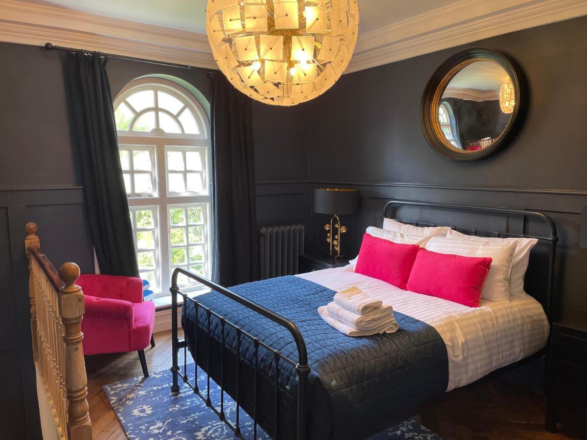 Eastwood Observatory: 12 Bedrooms, Swimming Pool And Tennis Court Hailsham Eksteriør bilde