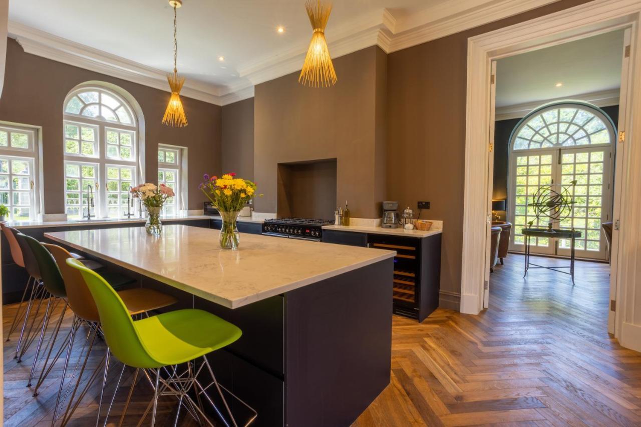 Eastwood Observatory: 12 Bedrooms, Swimming Pool And Tennis Court Hailsham Eksteriør bilde