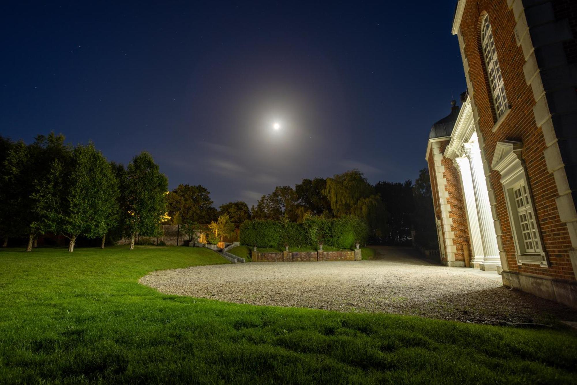 Eastwood Observatory: 12 Bedrooms, Swimming Pool And Tennis Court Hailsham Eksteriør bilde